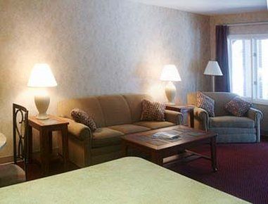 Hotel Super 8 By Wyndham Traverse Traverse City