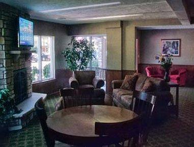 Super 8 By Wyndham Traverse Hotel Traverse City