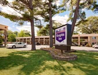 Super 8 By Wyndham Traverse Hotel Traverse City
